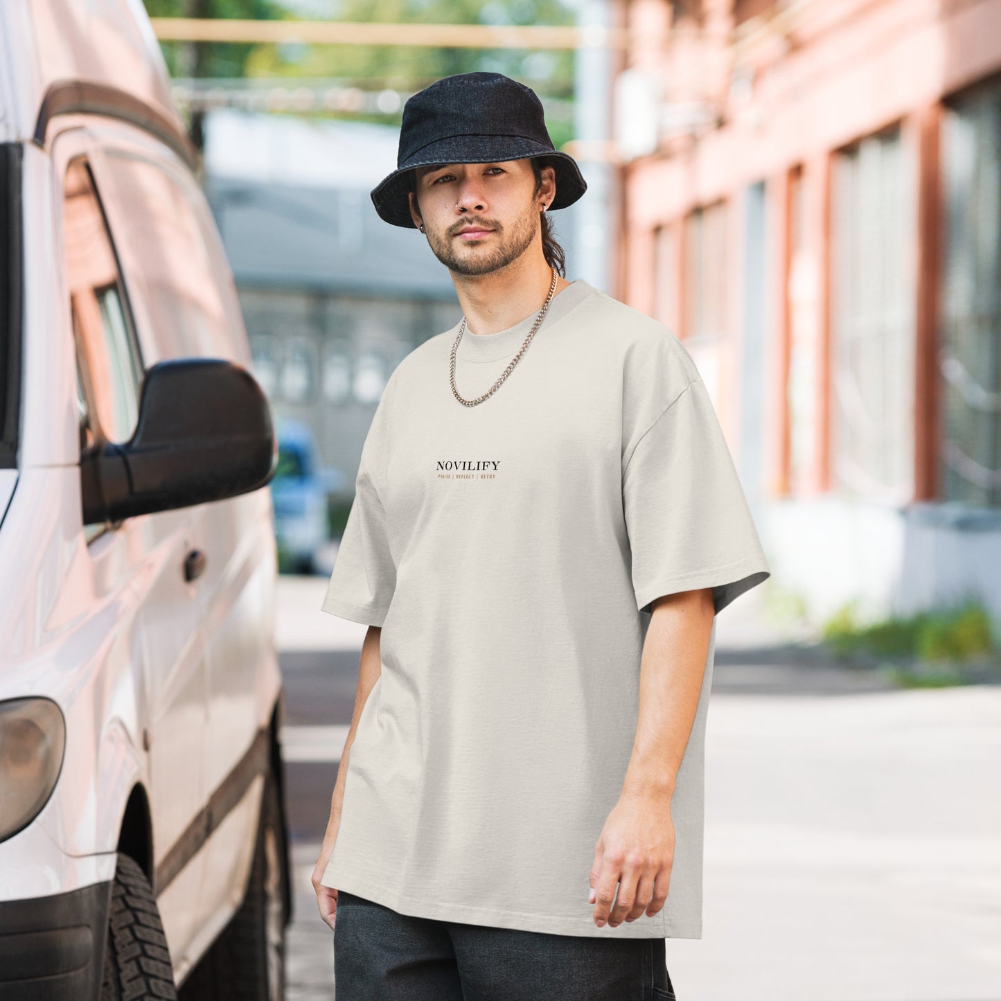 Simple Novilify Oversized Faded Tee